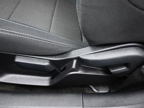 Used 2017 Ford Mustang Coupe image 12