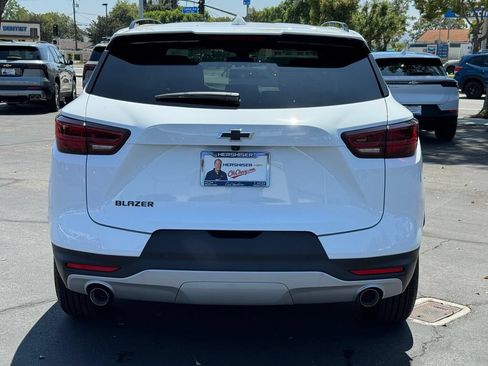 New 2026 Chevrolet Blazer LT w/ Midnight/Sport Edition FWD image 5