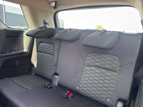 Certified 2025 Nissan Pathfinder S AWD/4WD image 34