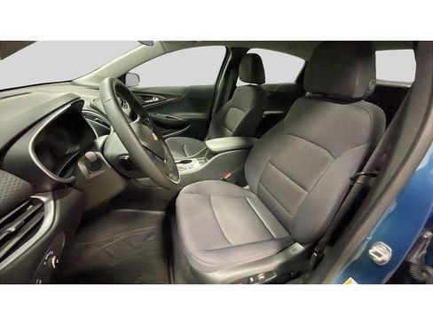 Certified 2025 Chevrolet Malibu RS w/ LPO, Floor Liner Package image 8