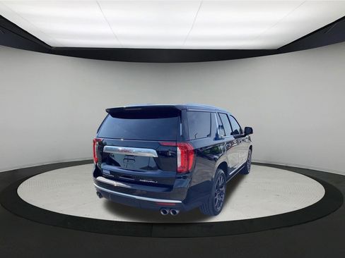 Used 2024 GMC Yukon Denali w/ Denali Reserve Package AWD/4WD image 8