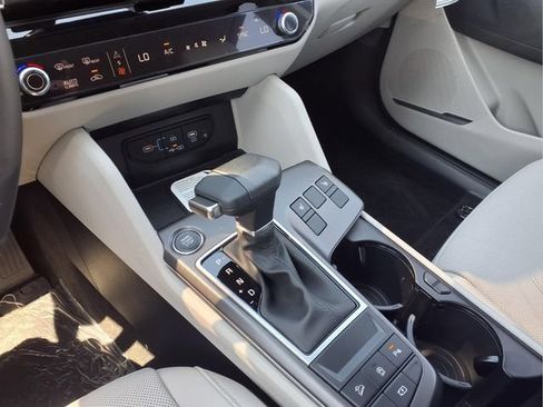 New 2026 Kia Sportage EX AWD/4WD image 8