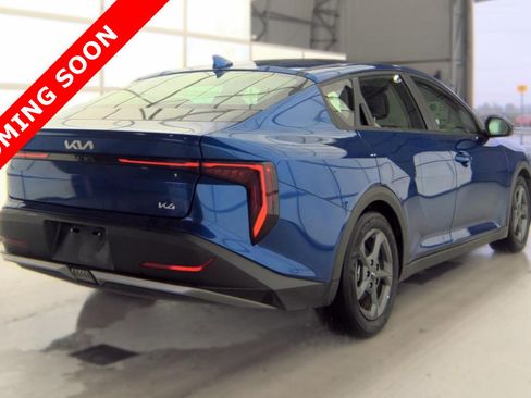 Used 2025 Kia K4 FWD image 5
