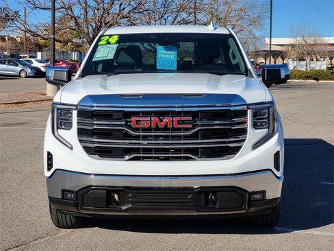 Certified 2024 GMC Sierra 1500 SLT image 5