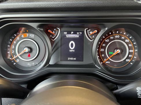Used 2025 Jeep Wrangler Unlimited Sport AWD/4WD image 24