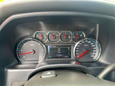 Used 2018 GMC Sierra 1500 SLE w/ SLE Value Package AWD/4WD image 17