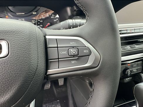 New 2026 Jeep Compass Latitude image 23