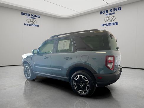Used 2023 Ford Bronco Sport Outer Banks AWD/4WD image 3