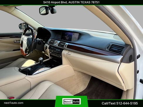 Used 2017 Lexus LS 460 w/ Comfort Package RWD image 21
