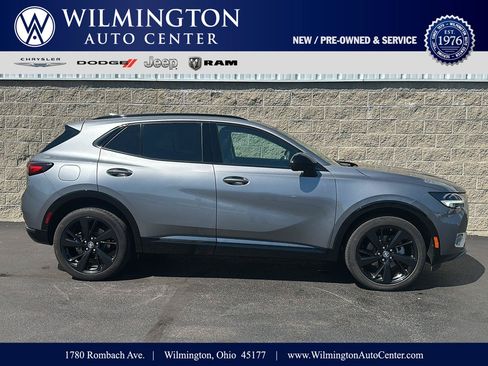 Used 2022 Buick Envision Essence w/ Sport Touring Package FWD image 1