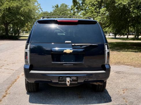 Used 2009 Chevrolet Tahoe LT w/ Luxury Package AWD/4WD image 4