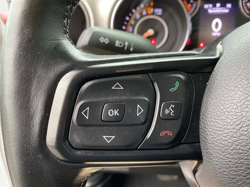 Certified 2020 Jeep Wrangler Sport image 19