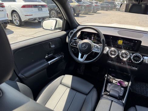 Used 2023 Mercedes-Benz EQB 350 4MATIC SUV w/ Exclusive Package image 33
