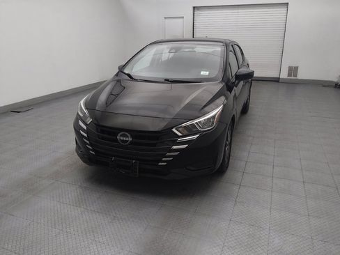 Used 2023 Nissan Versa SV FWD image 15