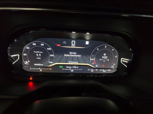 Used 2023 GMC Yukon Denali RWD image 30