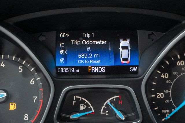 Used 2017 Ford Focus Titanium FWD image 27