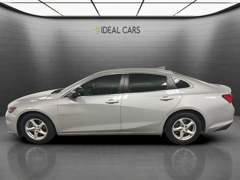 Used 2017 Chevrolet Malibu LS FWD image 8