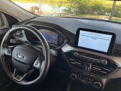 Used 2023 Ford Escape Active image 34