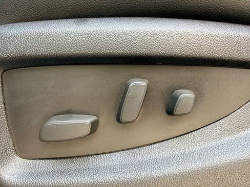 Used 2016 Chevrolet Silverado 2500 LTZ w/ Duramax Plus Package AWD/4WD image 20