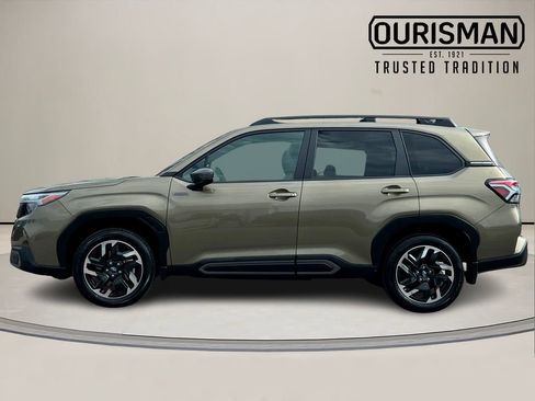 Used 2025 Subaru Forester Limited w/ Popular Package image 3