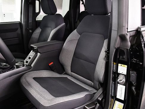 New 2025 Ford Bronco Big Bend image 27