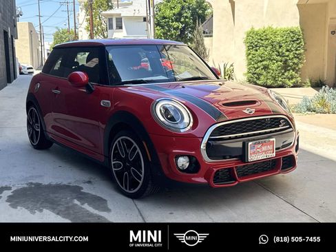 Used 2018 MINI Cooper S FWD image 1