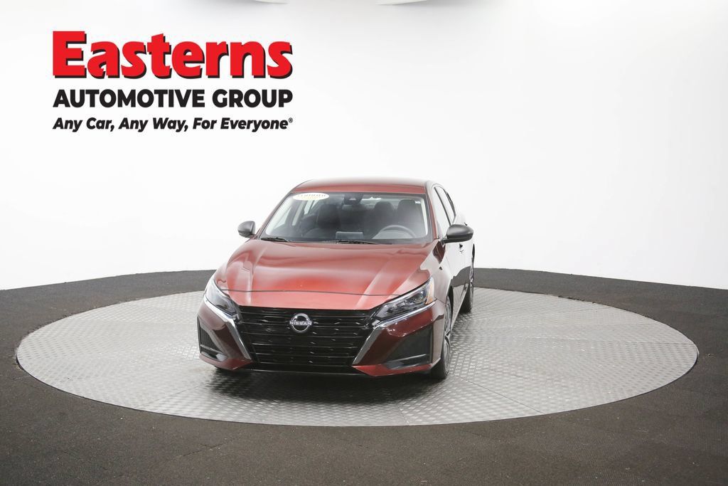 Used 2025 Nissan Altima 2.5 SV FWD image 51