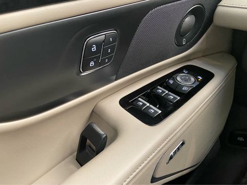 Used 2024 Lincoln Nautilus Reserve w/ Equipment Group 202A image 42