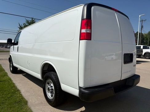 Used 2023 GMC Savana 2500 Extended w/ Driver Convenience Package RWD image 2