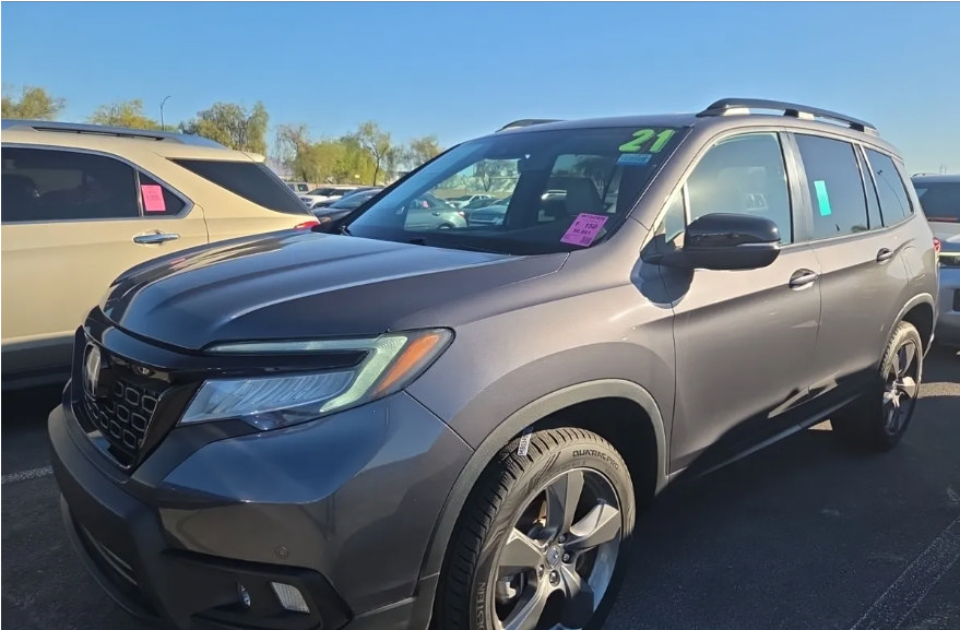 Used 2021 Honda Passport Touring image 1