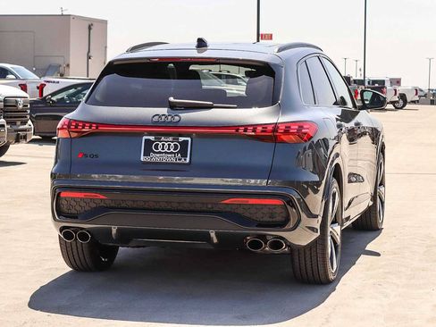 New 2026 Audi SQ5 Premium Plus AWD/4WD image 4