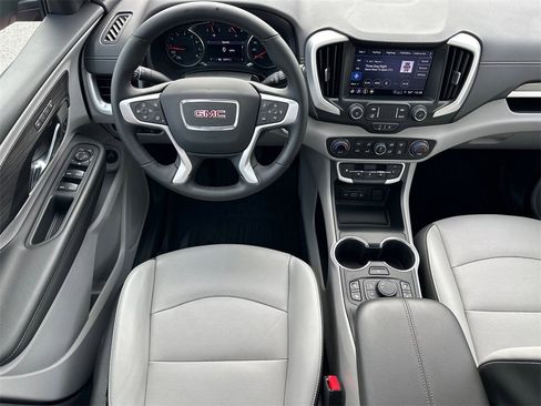 Used 2023 GMC Terrain SLT w/ Tech Package image 23