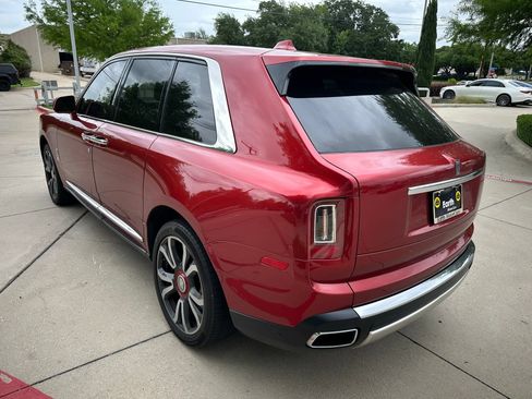 Used 2019 Rolls-Royce Cullinan AWD/4WD image 6