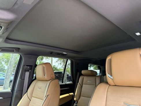 Certified 2025 Cadillac Escalade Premium Luxury w/ LPO, Floor Liner Package AWD/4WD image 23
