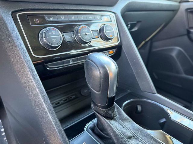 Used 2021 Volkswagen Atlas SEL FWD image 24