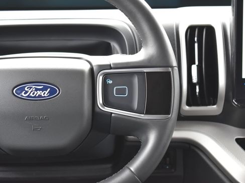 Certified 2025 Ford Expedition Max Active AWD/4WD image 17