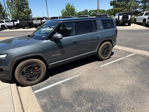 Used 2024 Rivian R1S Adventure AWD/4WD image 1