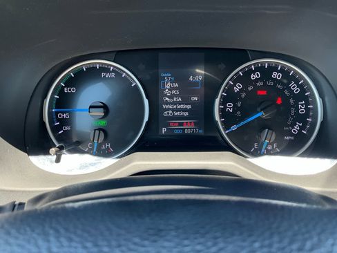 Used 2022 Toyota RAV4 LE AWD/4WD image 21