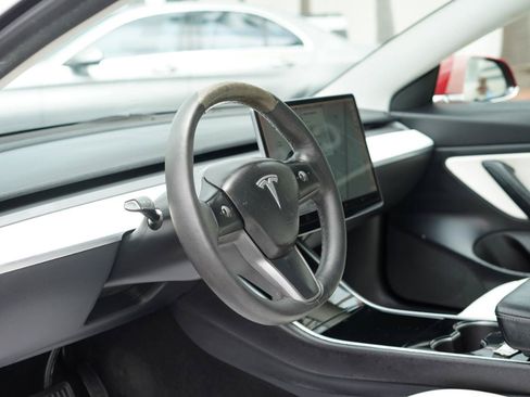Used 2019 Tesla Model 3 Standard Range Plus RWD image 8