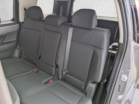 New 2026 Hyundai Santa Fe SE FWD image 17