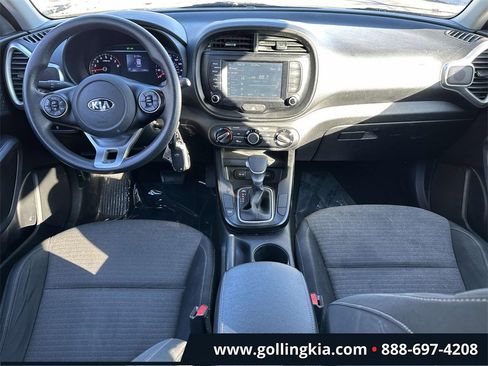 Used 2020 Kia Soul S image 11
