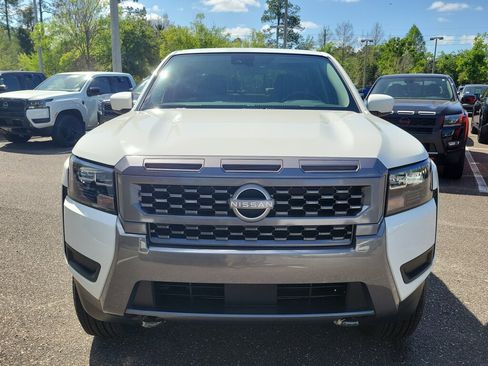 New 2026 Nissan Frontier SV w/ Tow Package AWD/4WD image 7