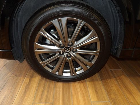 Certified 2025 MAZDA CX-5 Signature image 10