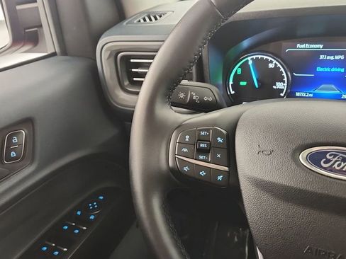 Used 2024 Ford Maverick Lariat w/ Black Appearance Package image 10