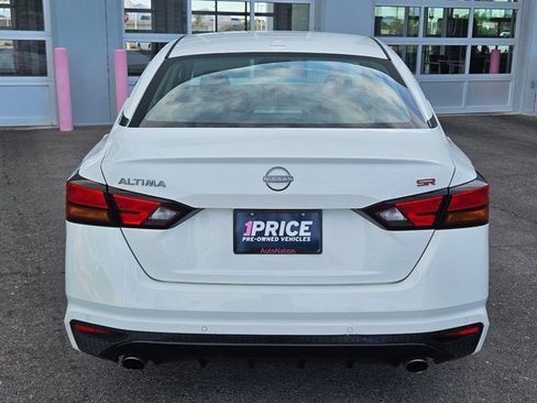 Used 2024 Nissan Altima 2.5 SR FWD image 6