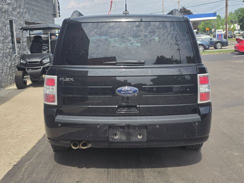 Used 2011 Ford Flex SE FWD image 4