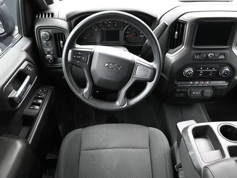Used 2021 Chevrolet Silverado 1500 Custom Trail Boss w/ LPO, Dark Essentials Package AWD/4WD image 3