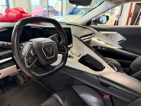 Used 2024 Chevrolet Corvette Stingray Premium Conv w/ 3LT image 37