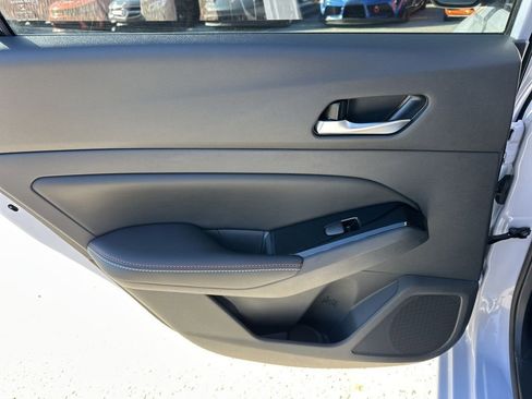 Used 2024 Nissan Altima 2.5 SR w/ SR Premium Package image 27