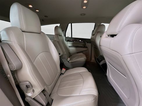 Used 2017 Buick Enclave Leather image 27